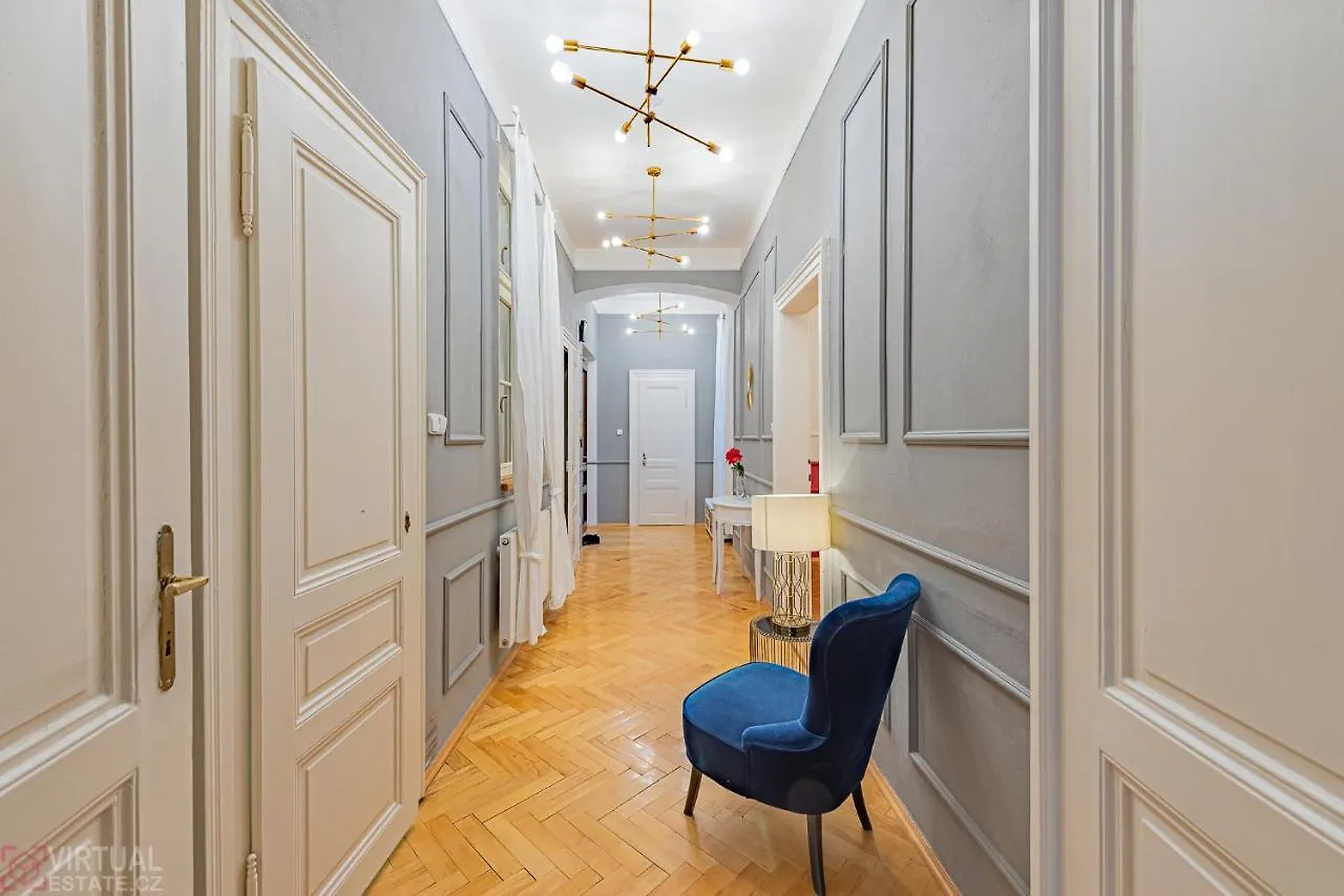 פראג Colorful Wenceslas Square Apartment
