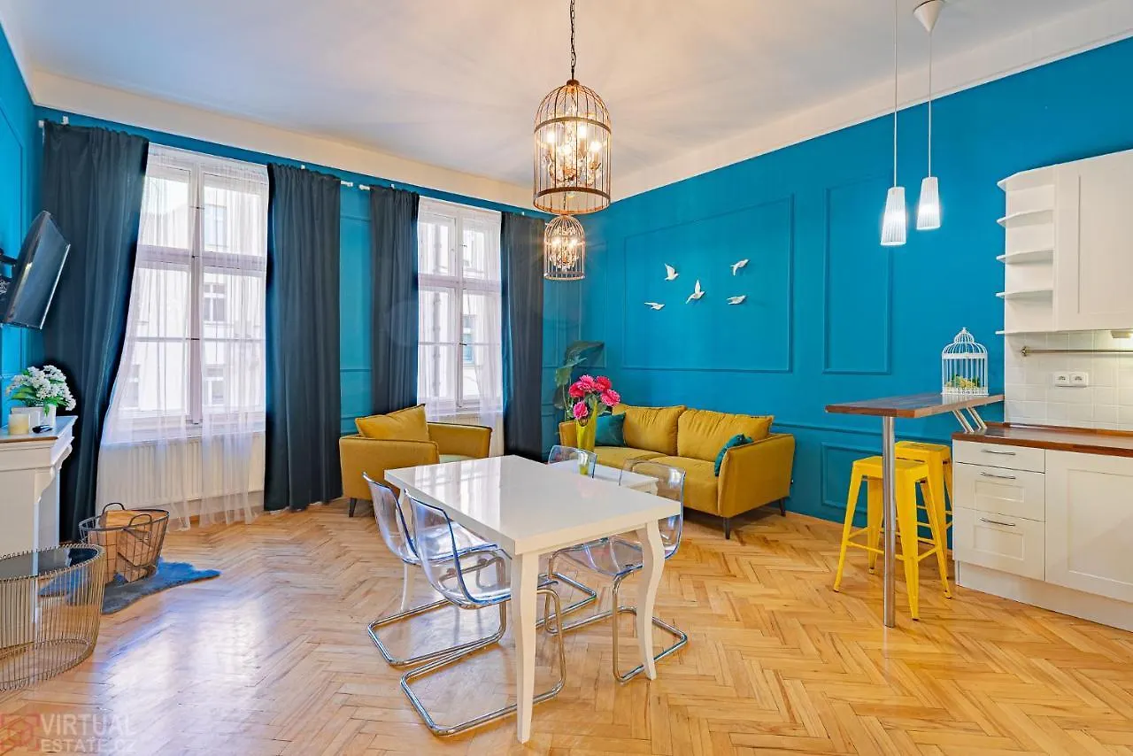 פראג Colorful Wenceslas Square Apartment